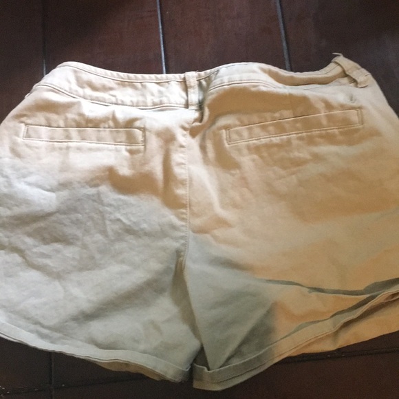 American eagle shorts - Picture 2 of 3